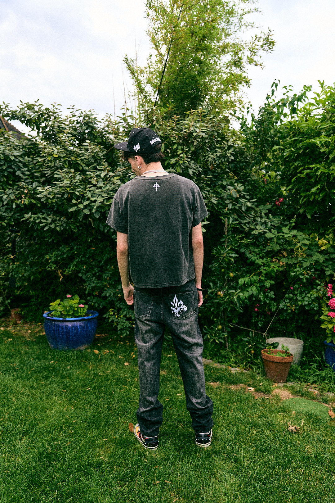 Sainted 1OF1 faded grey t-shirt by Saint Galleria — view 6